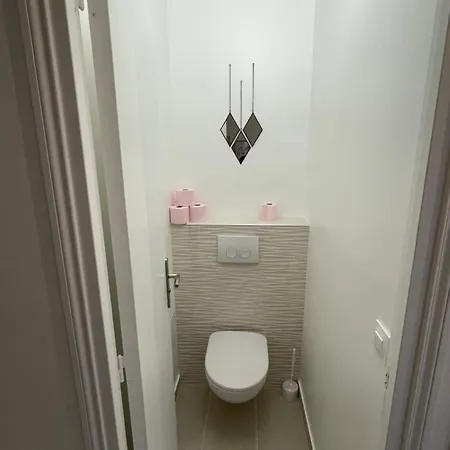 홈스테이 Coliving - Chambre Jaune 사르셀레스