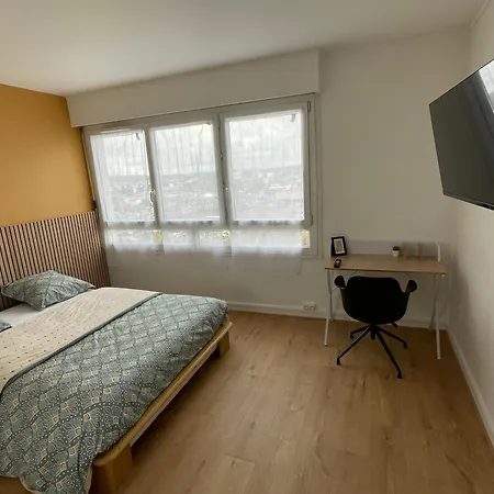 Coliving - Chambre Jaune 사르셀레스